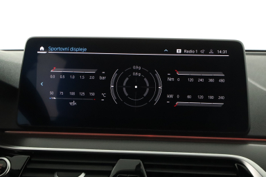 BMW 5 - 2023