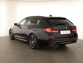 BMW 5 - 2023