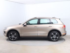 Volkswagen Touareg - 2016