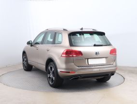 Volkswagen Touareg - 2016