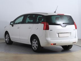 Peugeot 5008 - 2016