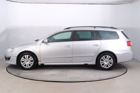 Volkswagen Passat - 2010
