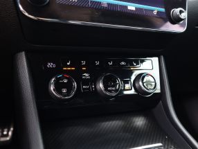 Škoda Superb - 2020