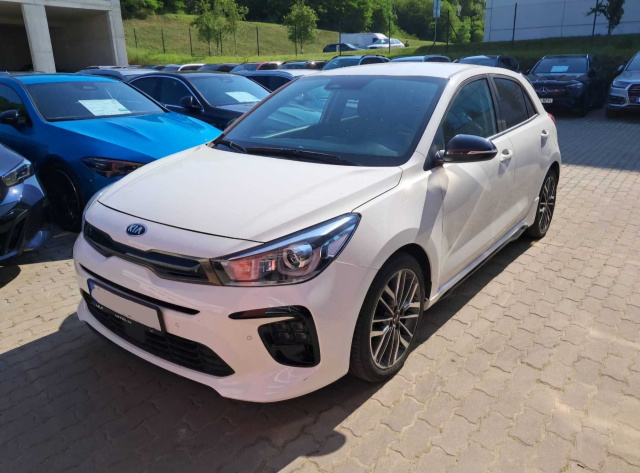 Kia Rio 2021