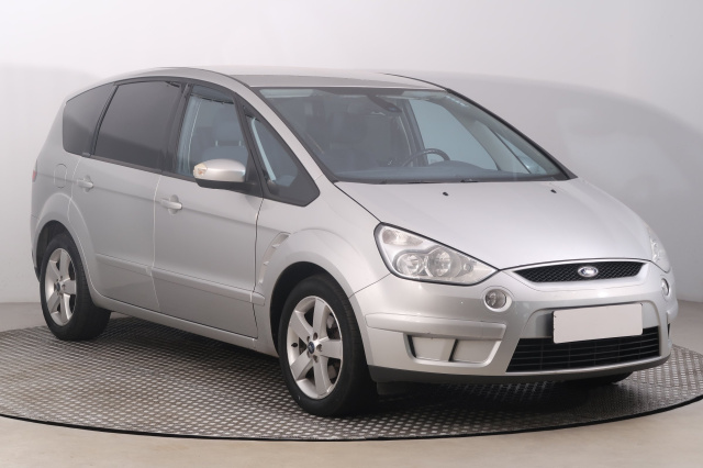 Ford S-Max 2012