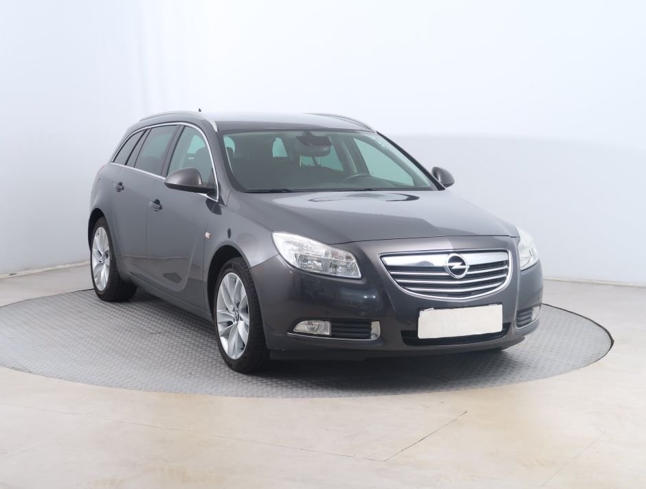 Opel Insignia - 2013