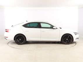 Škoda Superb - 2018