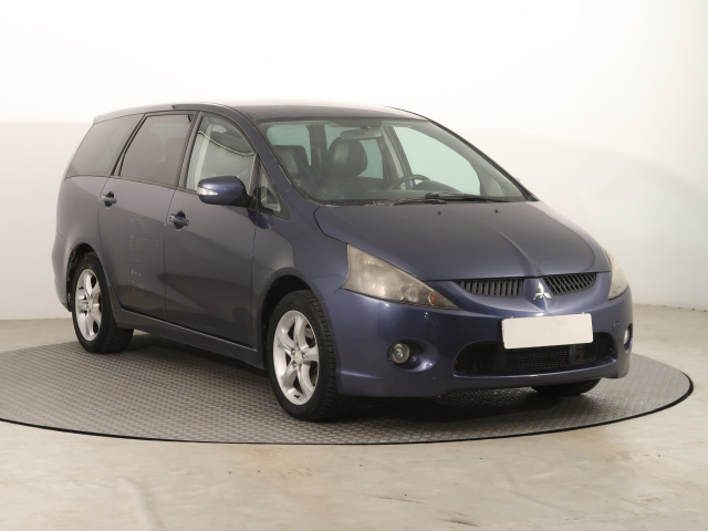 Mitsubishi Grandis 2007