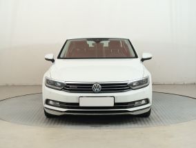 Volkswagen Passat - 2016