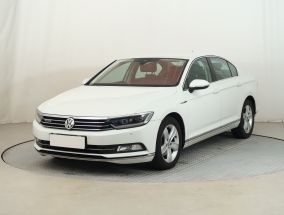 Volkswagen Passat - 2016