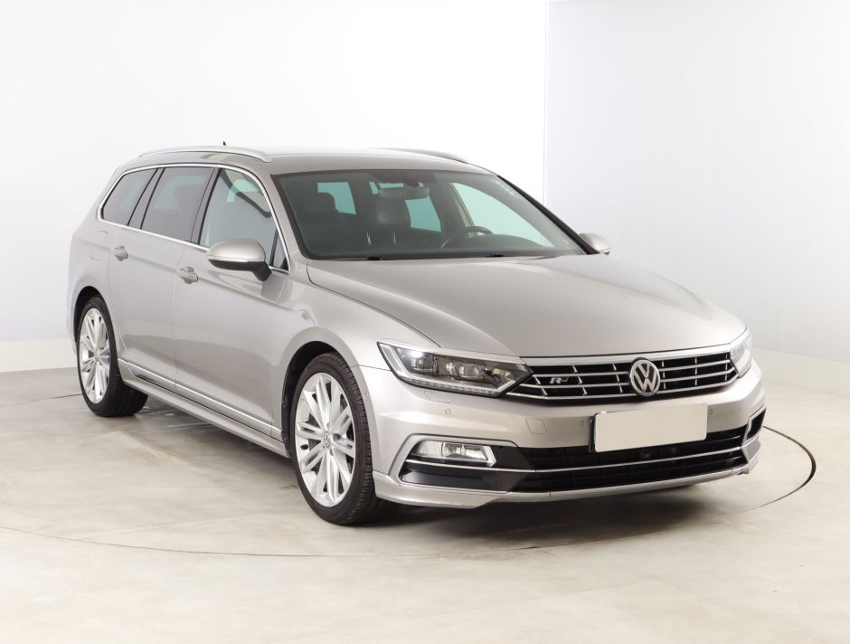 Volkswagen Passat - 2016