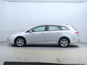 Toyota Avensis - 2011