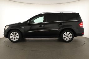 Mercedes-Benz GL - 2010