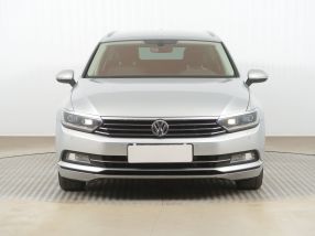 Volkswagen Passat - 2015