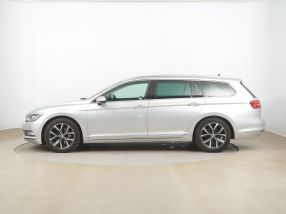 Volkswagen Passat - 2015