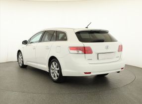 Toyota Avensis - 2010