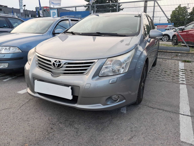 Toyota Avensis 2010