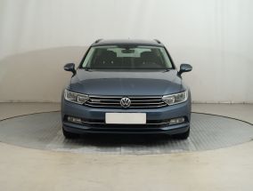 Volkswagen Passat - 2015