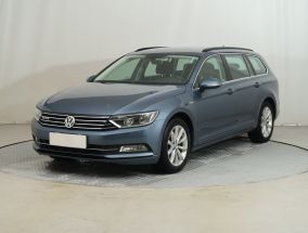 Volkswagen Passat - 2015