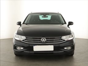 Volkswagen Passat - 2022