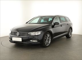 Volkswagen Passat - 2022