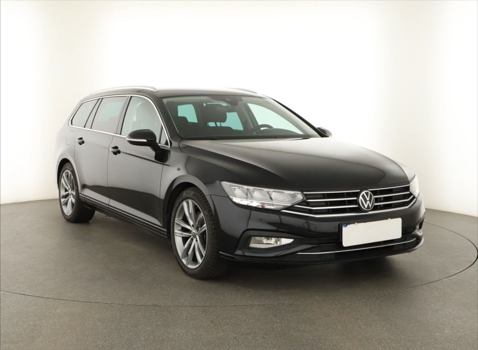 Volkswagen Passat - 2022
