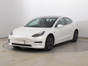 Tesla Model 3 - 2020
