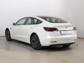 Tesla Model 3 - 2020