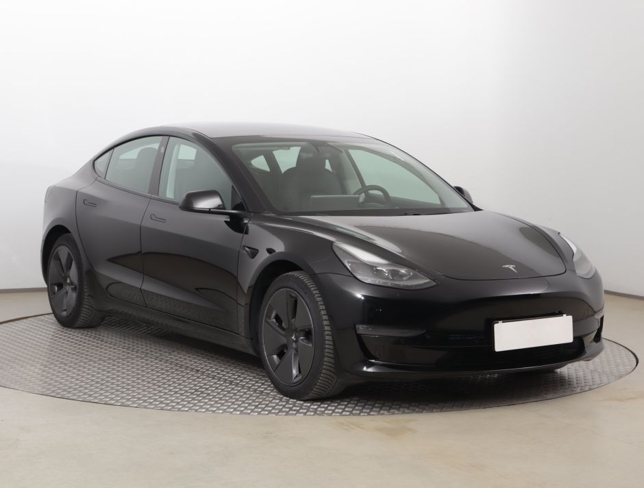 Tesla Model 3 - 2021