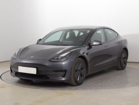 Tesla Model 3 - 2021