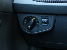 Volkswagen Polo - 2021