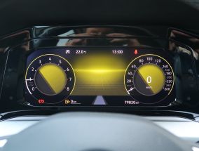 Volkswagen Golf - 2021