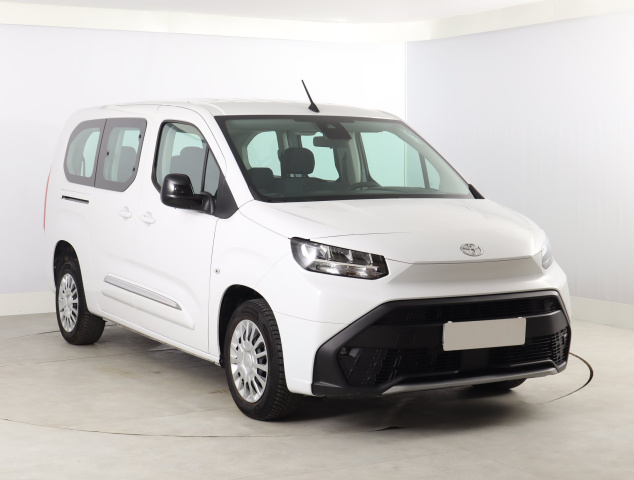 Toyota Proace City Verso 2024
