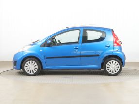 Peugeot 107 - 2009