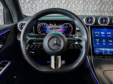 Mercedes-Benz GLC - 2023