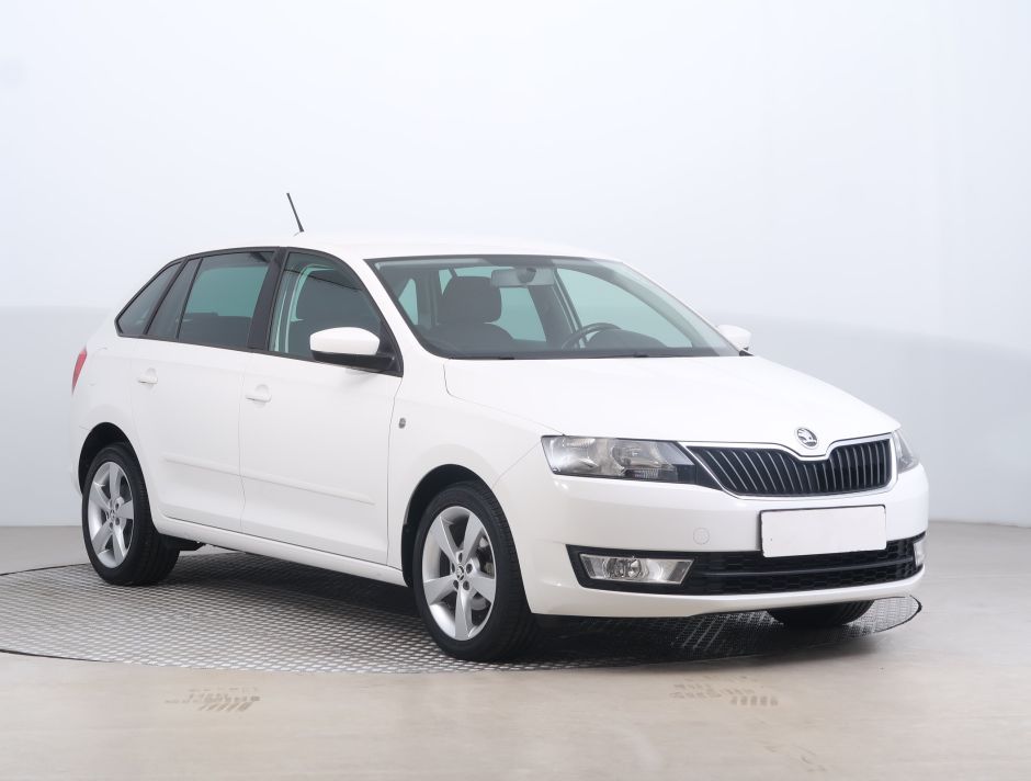 Skoda Rapid Spaceback - 2015