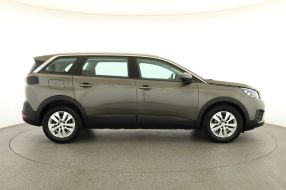Peugeot 5008 - 2019