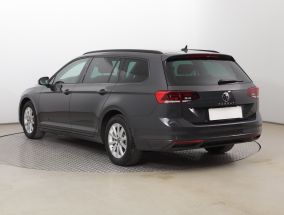 Volkswagen Passat - 2020