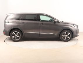 Peugeot 5008 - 2021