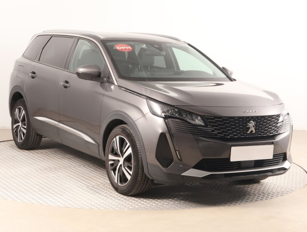 Peugeot 5008 2021