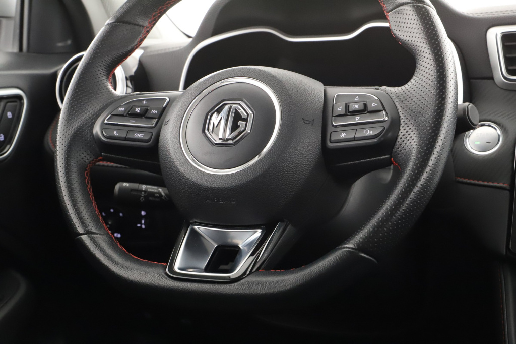 MG ZS SUV