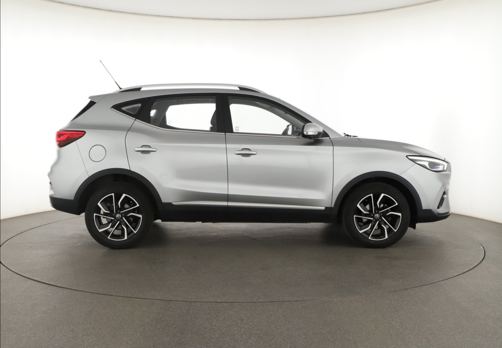 MG ZS SUV