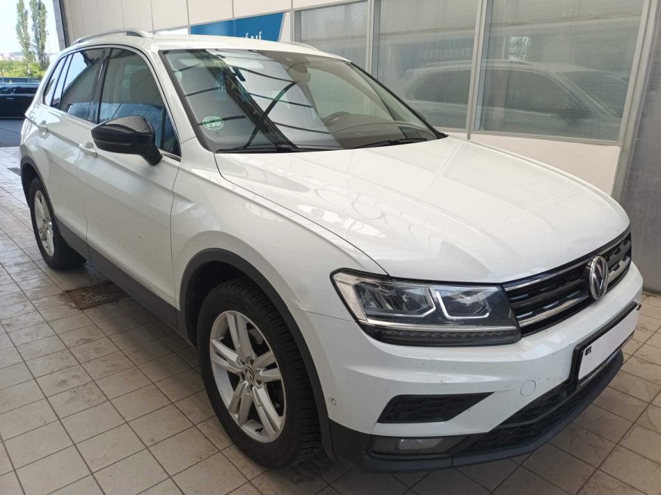 Volkswagen Tiguan - 2020