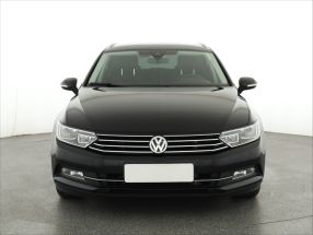 Volkswagen Passat - 2015