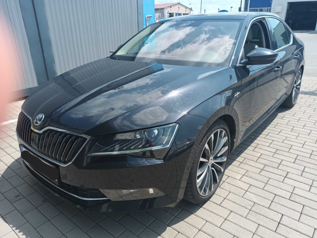 Škoda Superb 2016