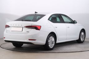 Škoda Octavia - 2023