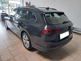 Volkswagen Golf - 2023