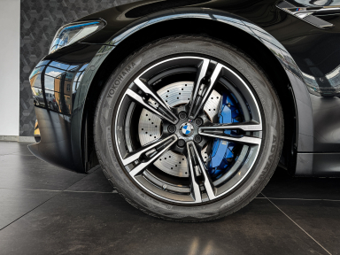 BMW M5 - 2023