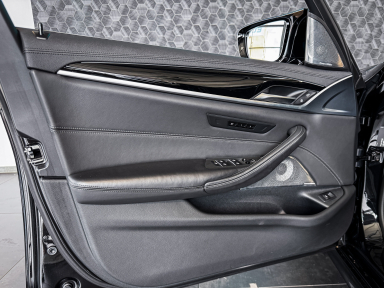 BMW M5 - 2023