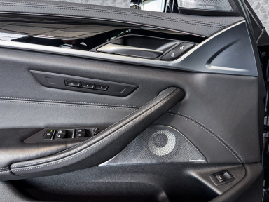 BMW M5 - 2023